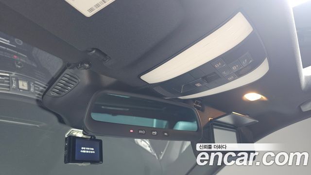 Mercedes-Benz E-Class 2016 — photo 26