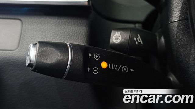 Mercedes-Benz E-Class 2016 — photo 30