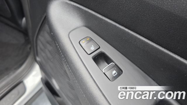 Hyundai Santafe 2022 — photo 18