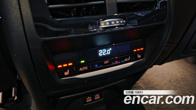 BMW X4 2022 — photo 24