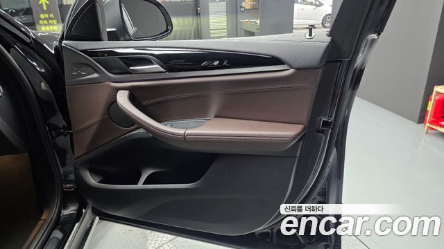 BMW X4 2022 — photo 14