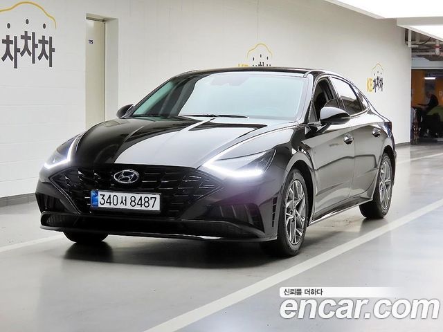 Hyundai Sonata 2022 — photo 1