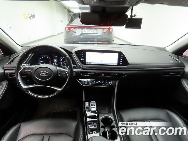 Hyundai Sonata 2022 — photo 8
