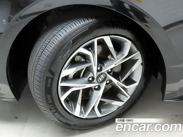 Hyundai Sonata 2022 — photo 19