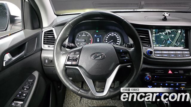 Hyundai Tucson 2016 — photo 12