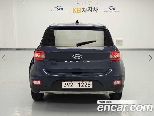 Hyundai Venue 2020 — photo 3