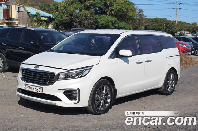 Kia Canival 2019 — photo 2