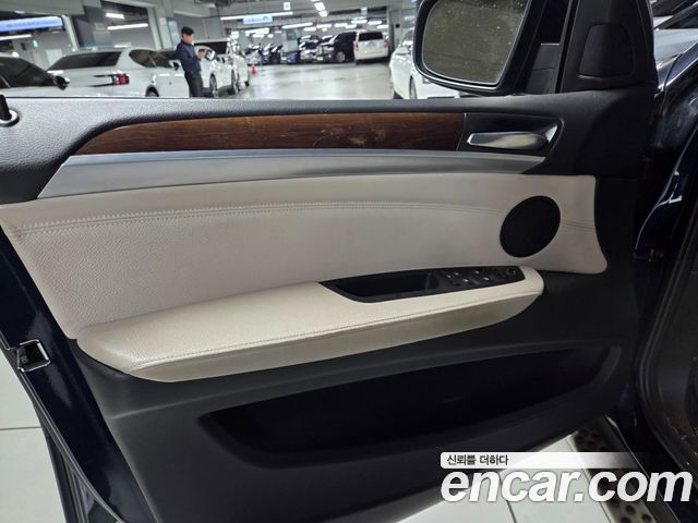 BMW X6 2013 — photo 8