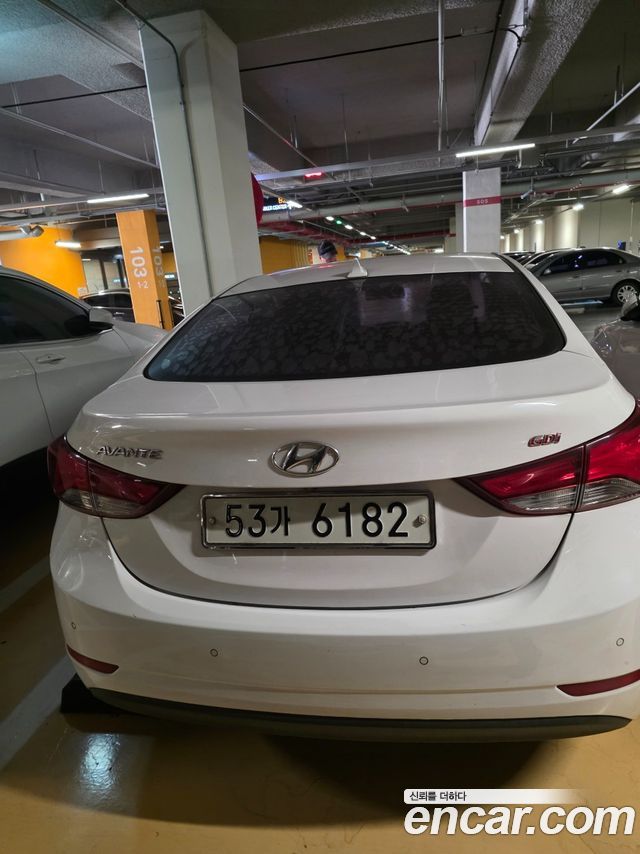 Hyundai AVANTE 2015 — photo 2