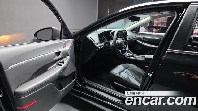 Hyundai Sonata 2023 — photo 10