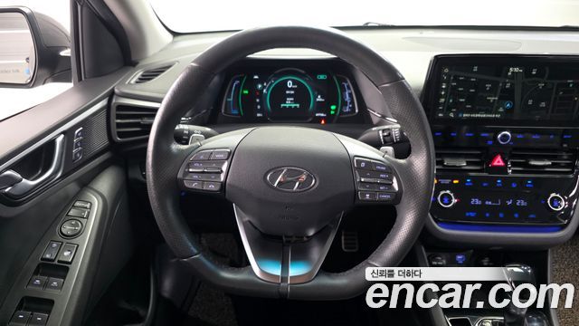 Hyundai Ioniq 2020 — photo 19