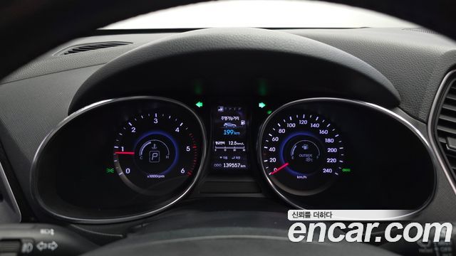 Hyundai Santafe 2013 — photo 11