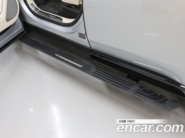 Land Rover Range Rover 2025 — photo 6