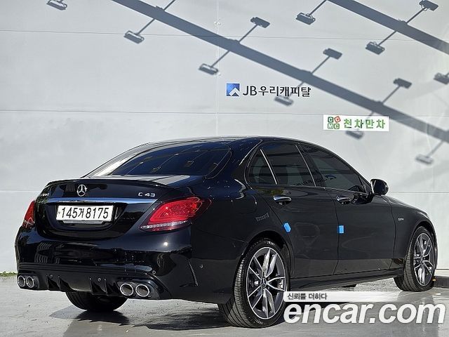 Mercedes-Benz C-Class 2019 — photo 4