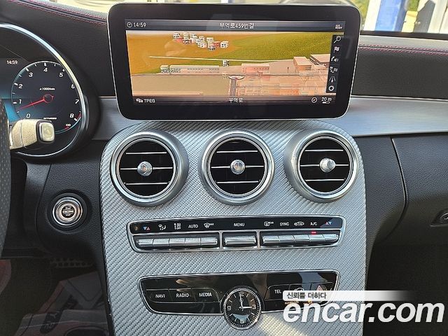 Mercedes-Benz C-Class 2019 — photo 8