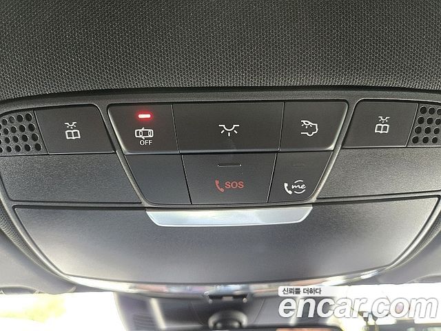 Mercedes-Benz C-Class 2019 — photo 12