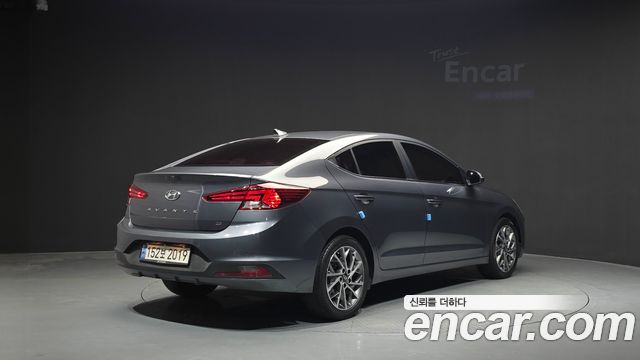 Hyundai AVANTE 2019 — photo 2
