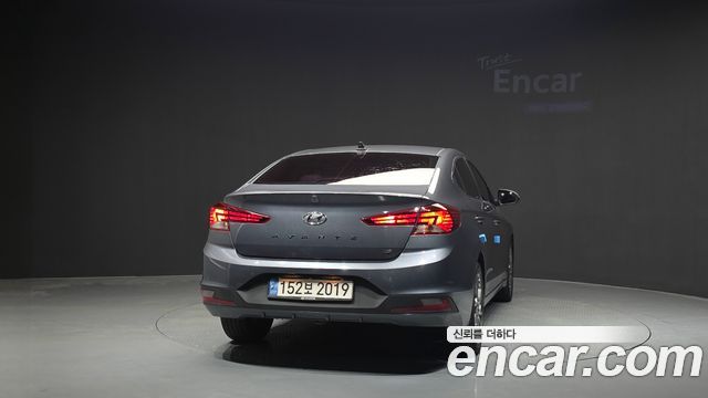 Hyundai AVANTE 2019 — photo 4