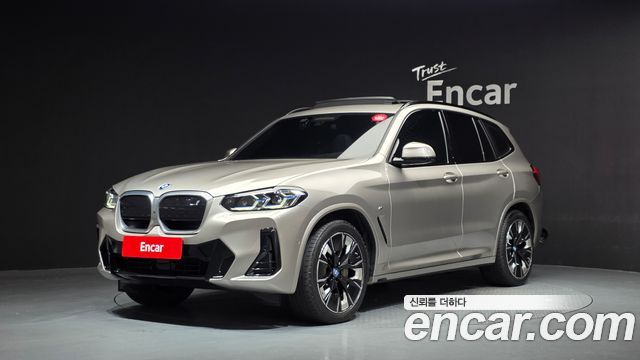 BMW iX3 2024 — photo 1