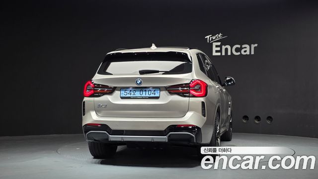 BMW iX3 2024 — photo 4