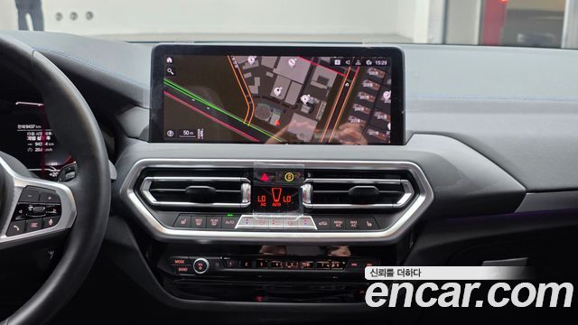 BMW iX3 2024 — photo 18