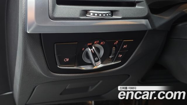 BMW iX3 2024 — photo 30