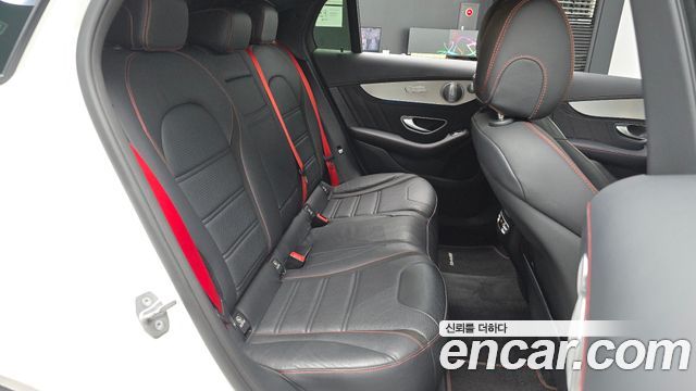 Mercedes-Benz GLC-Class 2018 — photo 17