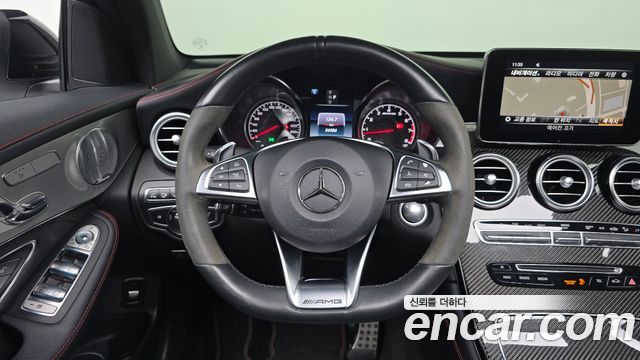 Mercedes-Benz GLC-Class 2018 — photo 19