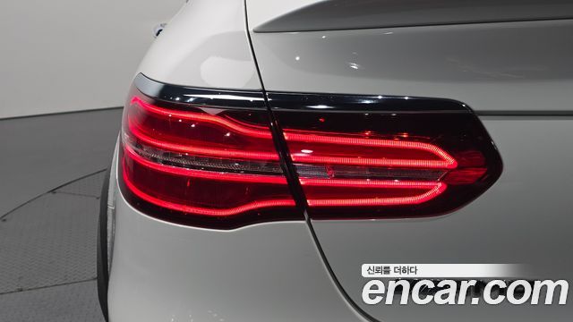 Mercedes-Benz GLC-Class 2018 — photo 9
