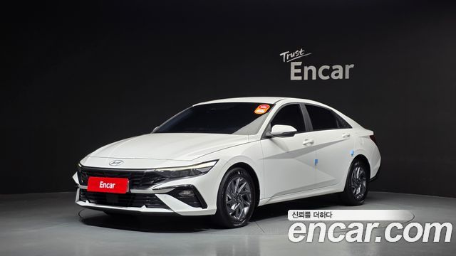 Hyundai AVANTE 2024 — photo 1