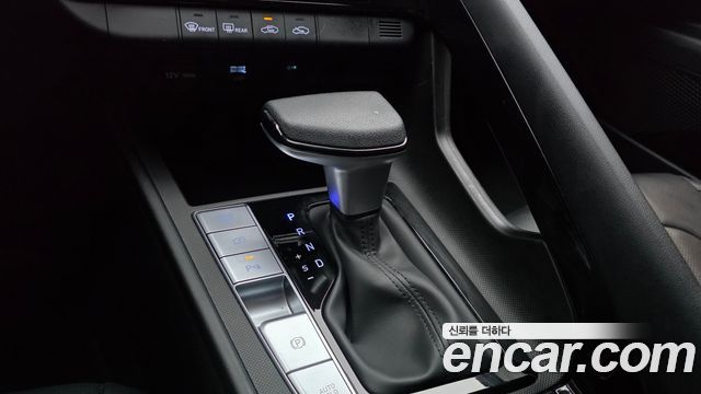 Hyundai AVANTE 2024 — photo 12