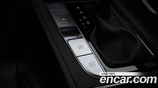 Hyundai AVANTE 2024 — photo 18