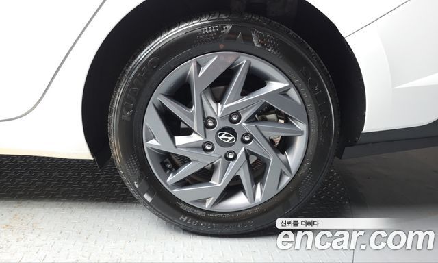Hyundai AVANTE 2024 — photo 7