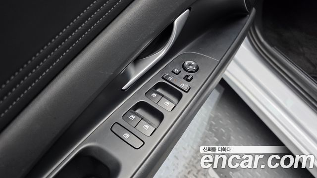 Hyundai AVANTE 2024 — photo 29