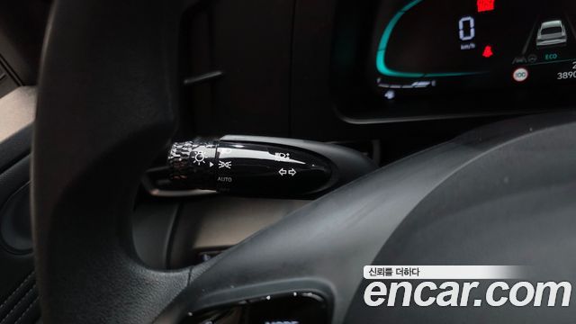 Hyundai AVANTE 2024 — photo 30