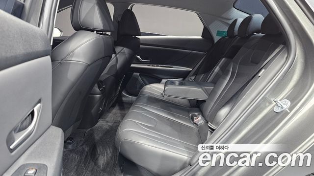 Hyundai AVANTE 2024 — photo 17