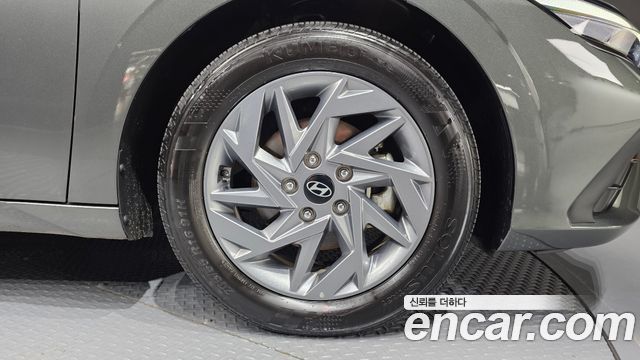 Hyundai AVANTE 2024 — photo 7
