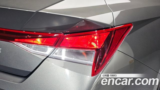 Hyundai AVANTE 2024 — photo 9