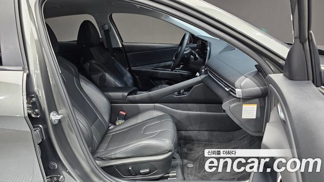 Hyundai AVANTE 2024 — photo 16
