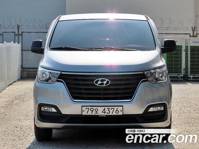 Hyundai Starex 2021 — photo 3