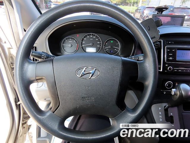 Hyundai Starex 2021 — photo 10