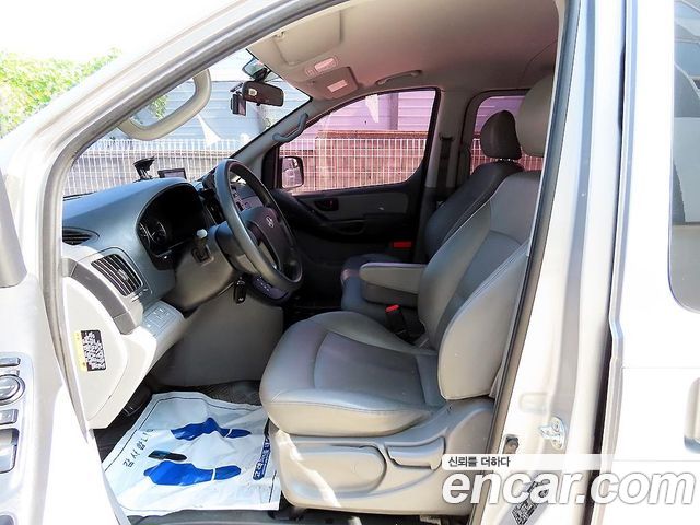 Hyundai Starex 2021 — photo 18