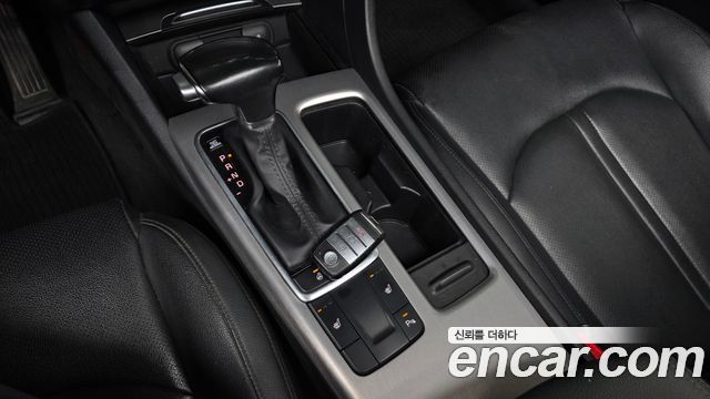 Kia K5 2018 — photo 12