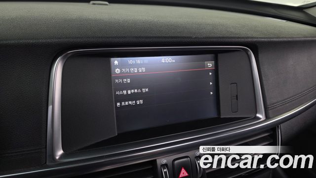 Kia K5 2018 — photo 21