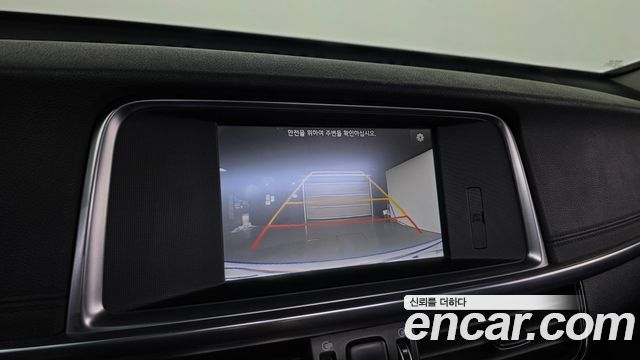 Kia K5 2018 — photo 22