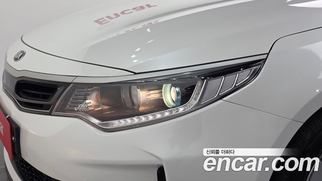 Kia K5 2018 — photo 8