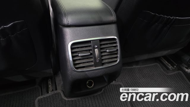 Kia K5 2018 — photo 30