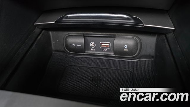 Kia K5 2018 — photo 31