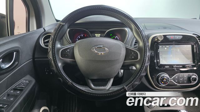 Renault Korea QM3 2018 — photo 19