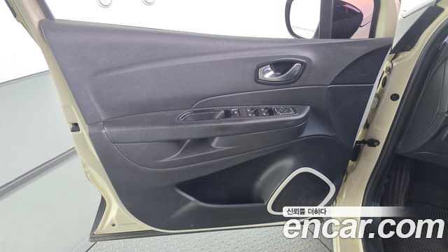Renault Korea QM3 2018 — photo 14